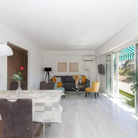 Etoile Cosy 2 P, Confort, 10 Min Croisette Apartment *