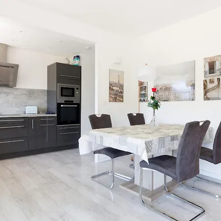 Etoile Cosy 2 P, Confort, 10 Min Croisette Cannes